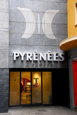 Pyrnes, Andorra la Vella shopping