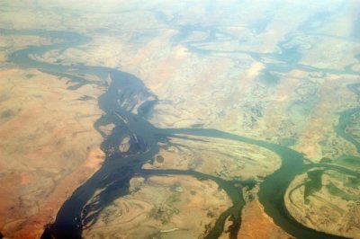 Niger River, Mali (16 07 36N/03 29 25W)