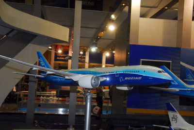 Boeing 787 DreamLiner model, Dubai Airshow 2007
