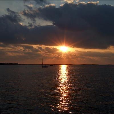 g3/93/44993/3/57509221.0022sunset.jpg