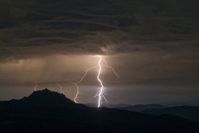 Lightning near Haypress Valley 01 Aug 2009