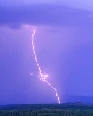 Single Lightning Downstrike near Pendola or Brandy City