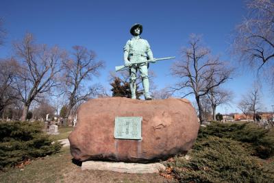 Spanish American War Statue Bohemian National Cemetery