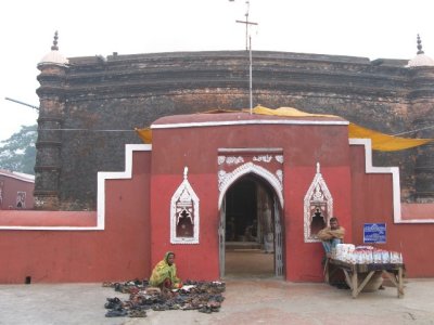 entrance to Khan Jahan Ali mausoleum