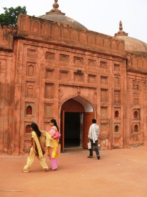 Shah Neyamotullah mosque