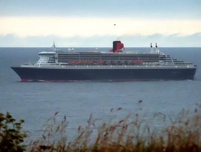 The Queen Mary passing Souter Point