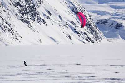 Kite Snowboarding