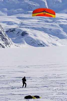 Kite Snowboarding