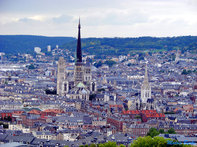 Rouen Cathedral and Surroundings 2.jpg