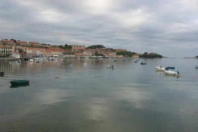 San Vicente de la Barquera; harbour