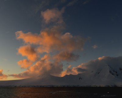 Antarctica 0213 Sunset (11-9-08).jpg