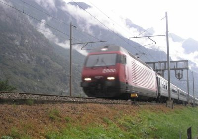 Re460-class electric pulling northbound Intercity over Gotthard Pass