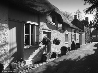 Stylish Thatched Cottage