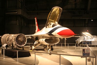 F 16