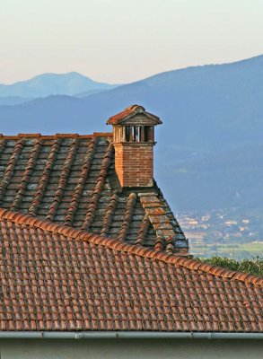 Tuscan Roof 9946.jpg