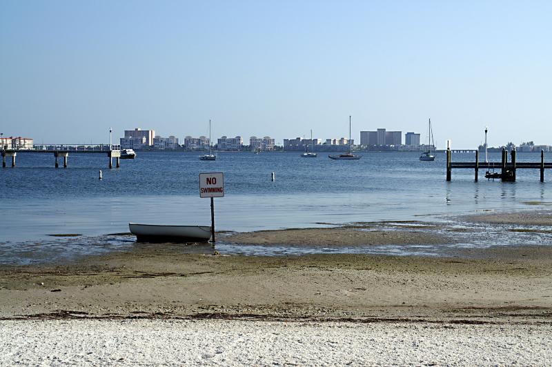 051014 3 Gulfport beach