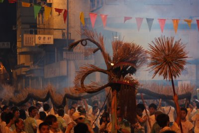Mid-Autumn Festival: Fire Dragon Dance