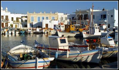 Naoussa harbour 2.jpg