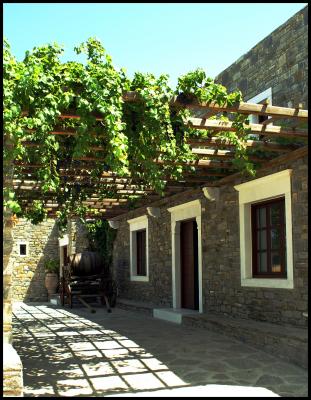 Paros Winery 2.jpg