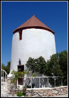 Paros windmill house.jpg