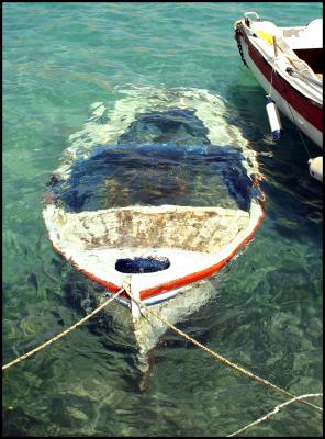 Sunken boat - iraklia.jpg