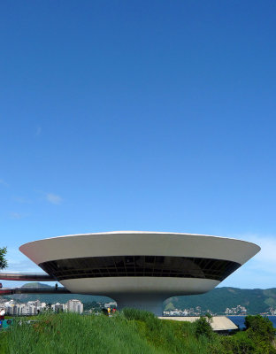 Brazil - Niemeyer museum