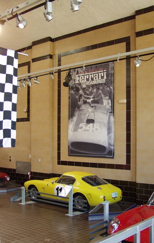 Ferrari_01_web.jpg