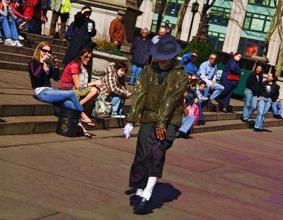 Dancer, Fifth Avenue