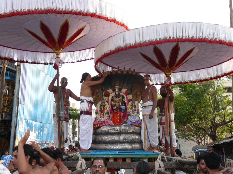 02 Parthasarathy in sEsha vAhaam.JPG