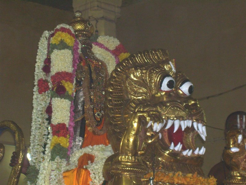 09 2nd day evening sEsha vAhanam.jpg