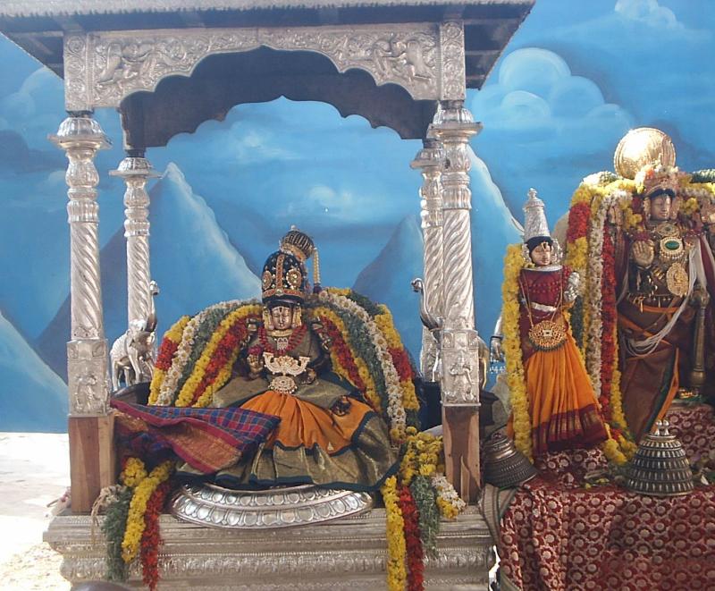 10-near to nAchiyArkoil