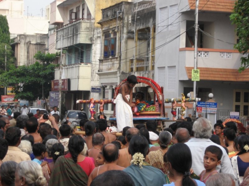 09-Parthasarathy Utsavam.Day 09.Kutty Perumal.Porvai Kalayal.jpg