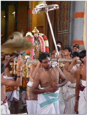 TheerthavAri day - Parthasarathi doing purappdu for mattayadi.jpg