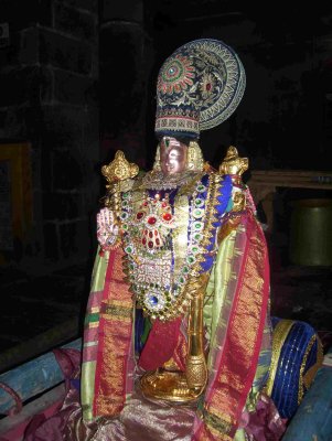 Vijayaragavan  Ekantha Sevai3_3rd Day Evaning.jpg