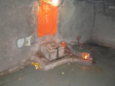 27-Place where Sri Balaramar went to pAtAla lOka at end of dwApara Yuga2.JPG