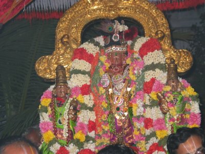 Perumal with Sridevi and Bhoodevi.JPG