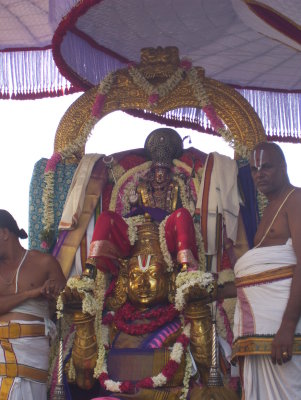 Sri Ramar Garuda Sevai2.jpg