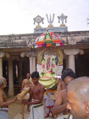 014-Day02-Purappaadu-Sesha Vahanam.jpg