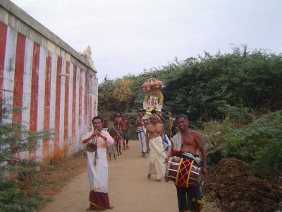 016-Day02-Purappaadu-Sesha Vahanam.jpg