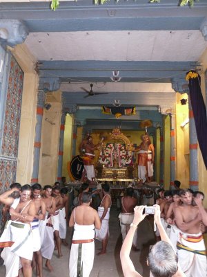 05-Parthasarathi in dharmAdhipeetam starts from the vahana mandapam.JPG
