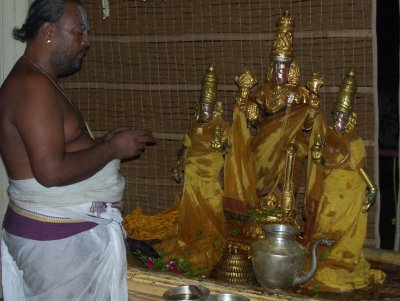Ragavan Ready For Thirumanjanam.jpg