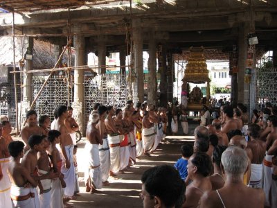 07-Partha Utsavam.Day 6.Morning.PunykOtivimAnam-End of Purappadu.JPG