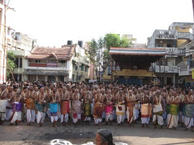 11-Parthasarathy Utsavam.Day 07.Ther.Divya Prabanda Goshti lead by Adhyapakas.jpg