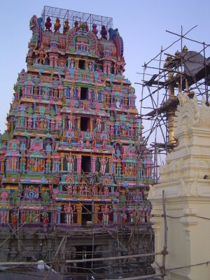 03-Sriperumbudur Samprokshanam 2008.Raja Gopuram.jpg