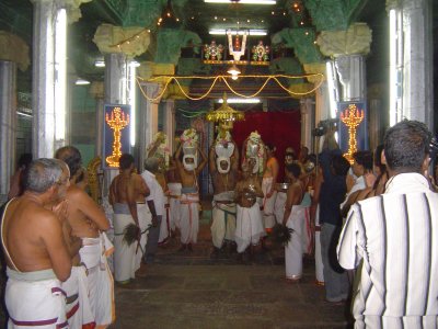 11-Sriperumbudur Samprokshanam 2008.Anguraarpanam.Purappaadu to Yaga Salai.jpg