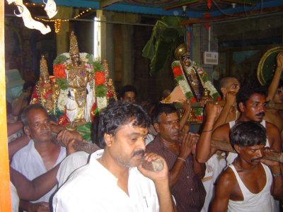 18-Sriperumbudur Samprokshanam 2008.Anguraarpanam Purappaadu.Adi Kesaval Perumal & Swami Serthi.JPG