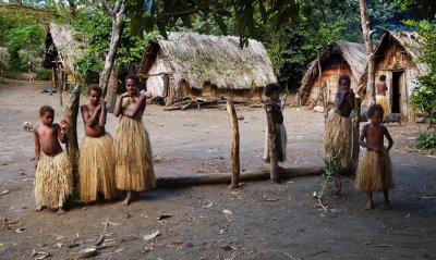 The girls of Yakel, Eastern Tanna