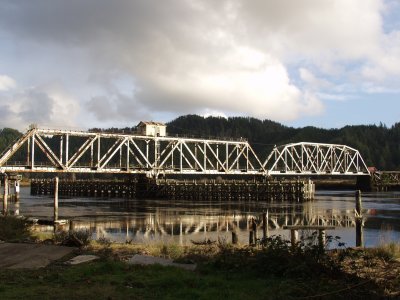 Cushman rotating railroad bridge