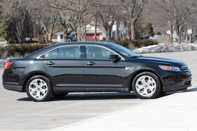 2010 Ford Taurus