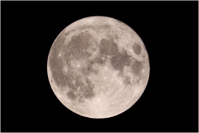 Full Moon - 28 February 2010